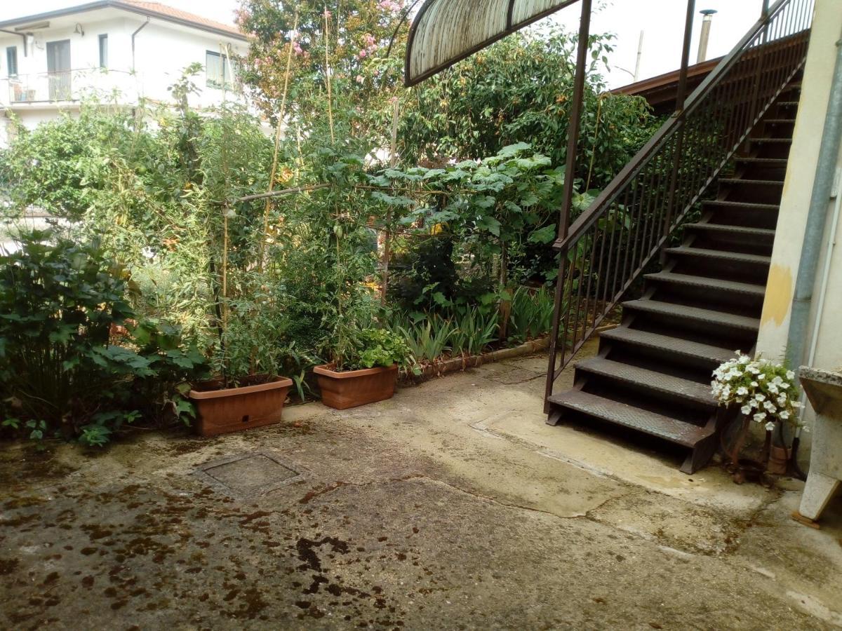 Bed and Breakfast Il Cactus San Giovanni Incarico Экстерьер фото