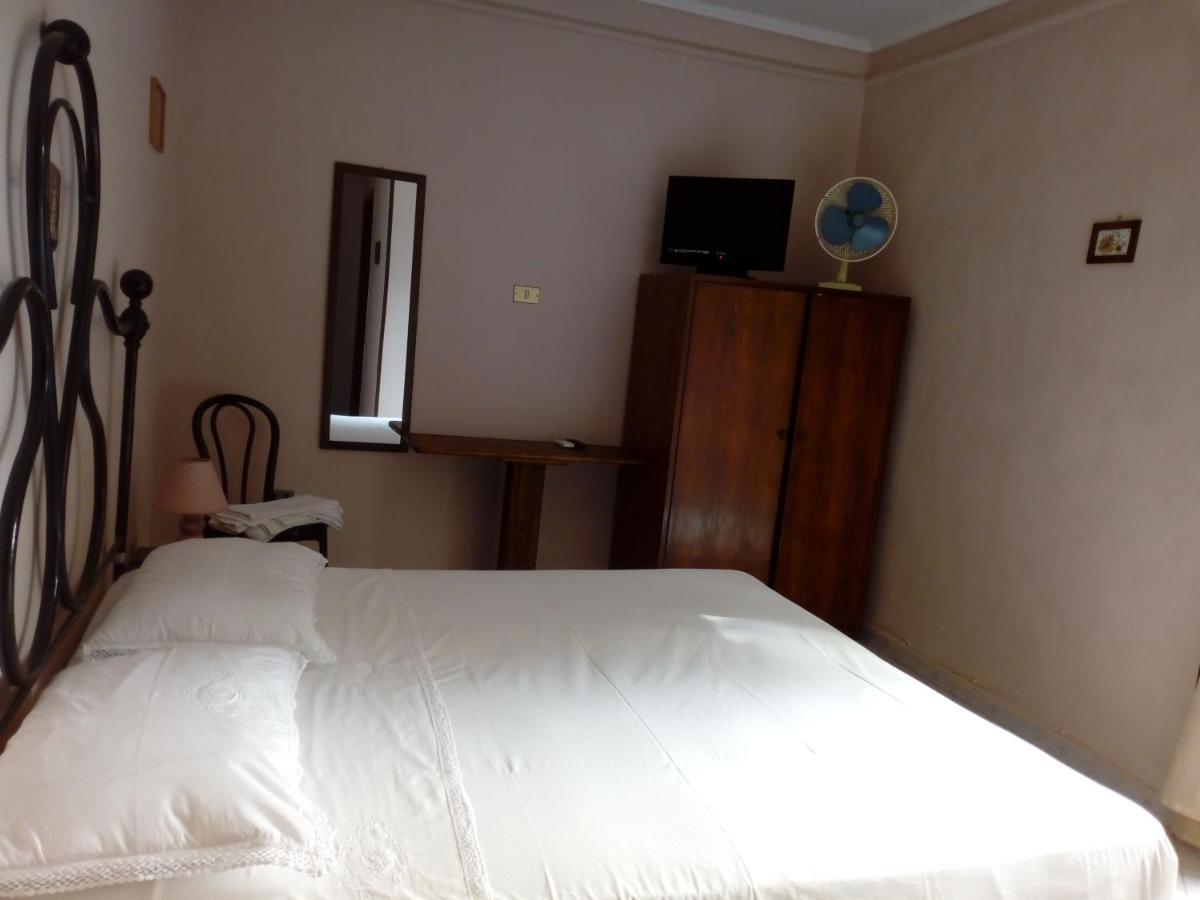 Bed and Breakfast Il Cactus San Giovanni Incarico Экстерьер фото